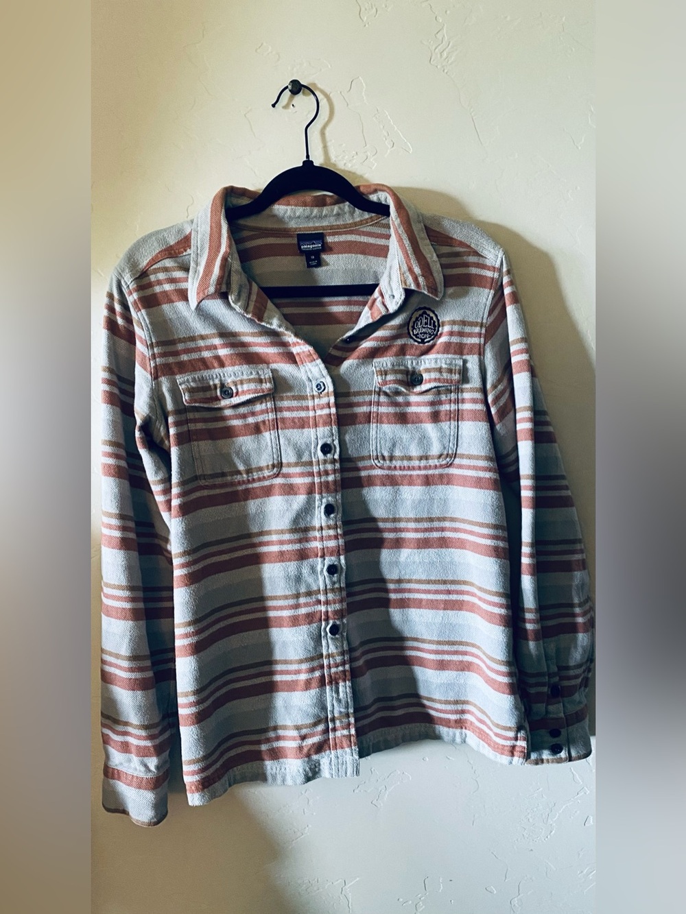 Patagonia Women Button-Down Flannel in Cream and Rust